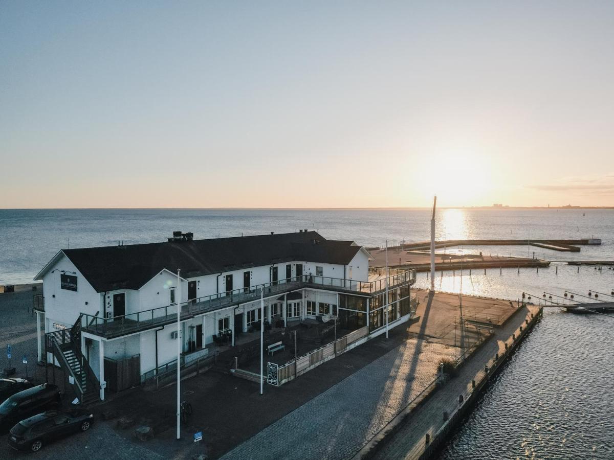 Hotell Hamnen Farjestaden Exterior photo